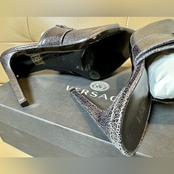 Versace metal logo mule sandals - Picture 5 of 8